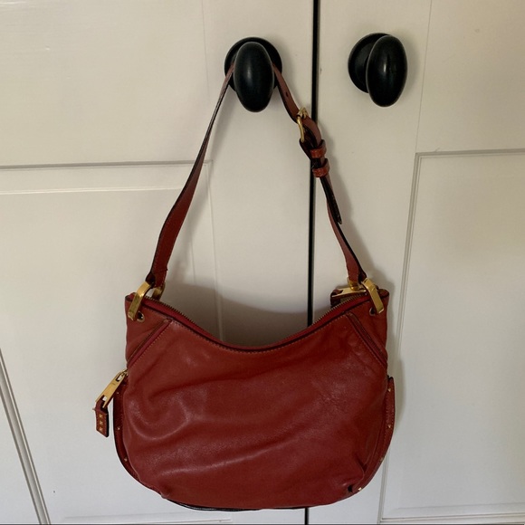 REDUCED Marc Jacobs shoulder hobo dark raspberry leather. Like new ! - Picture 4 of 9